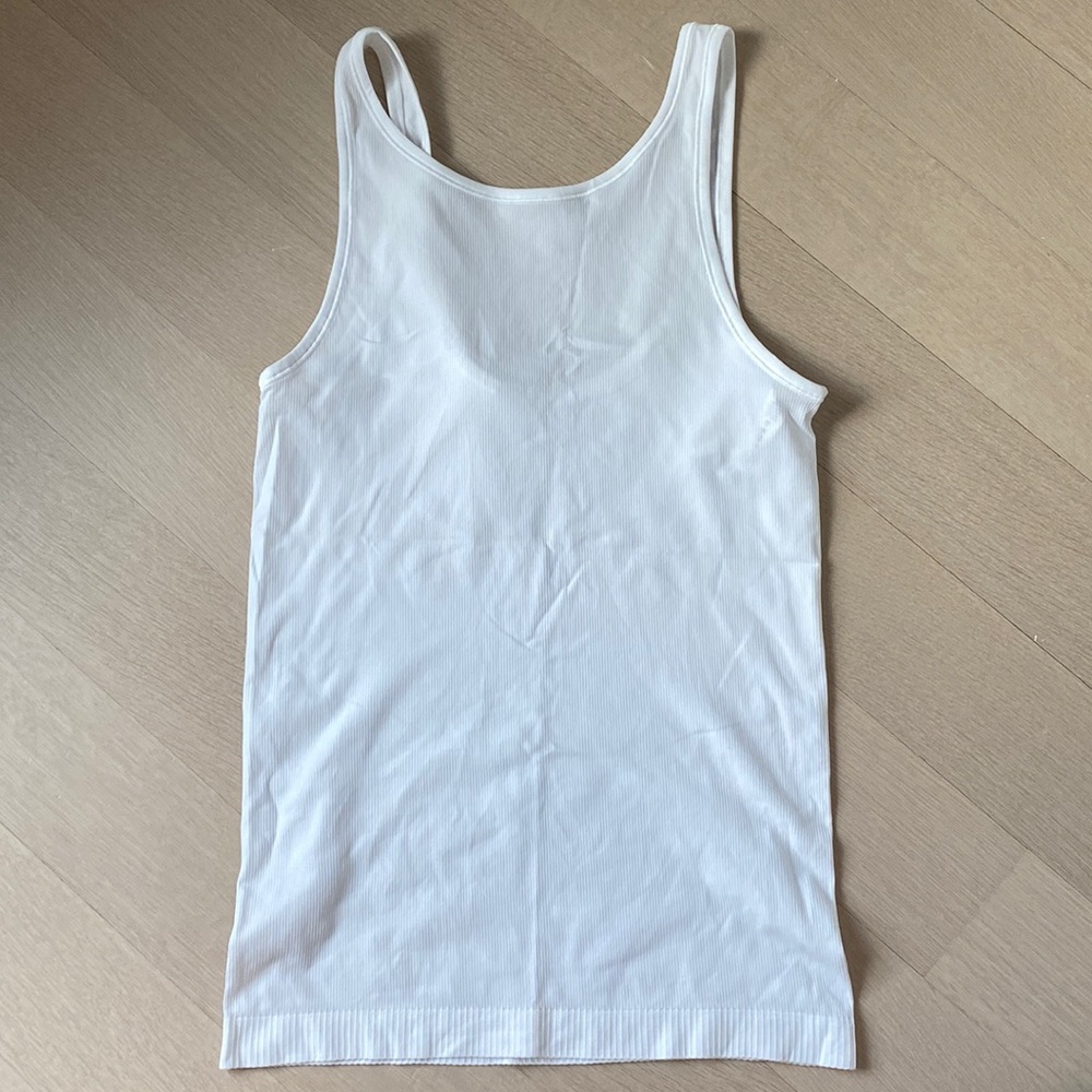 Lululemon Seek Simplicity Tank